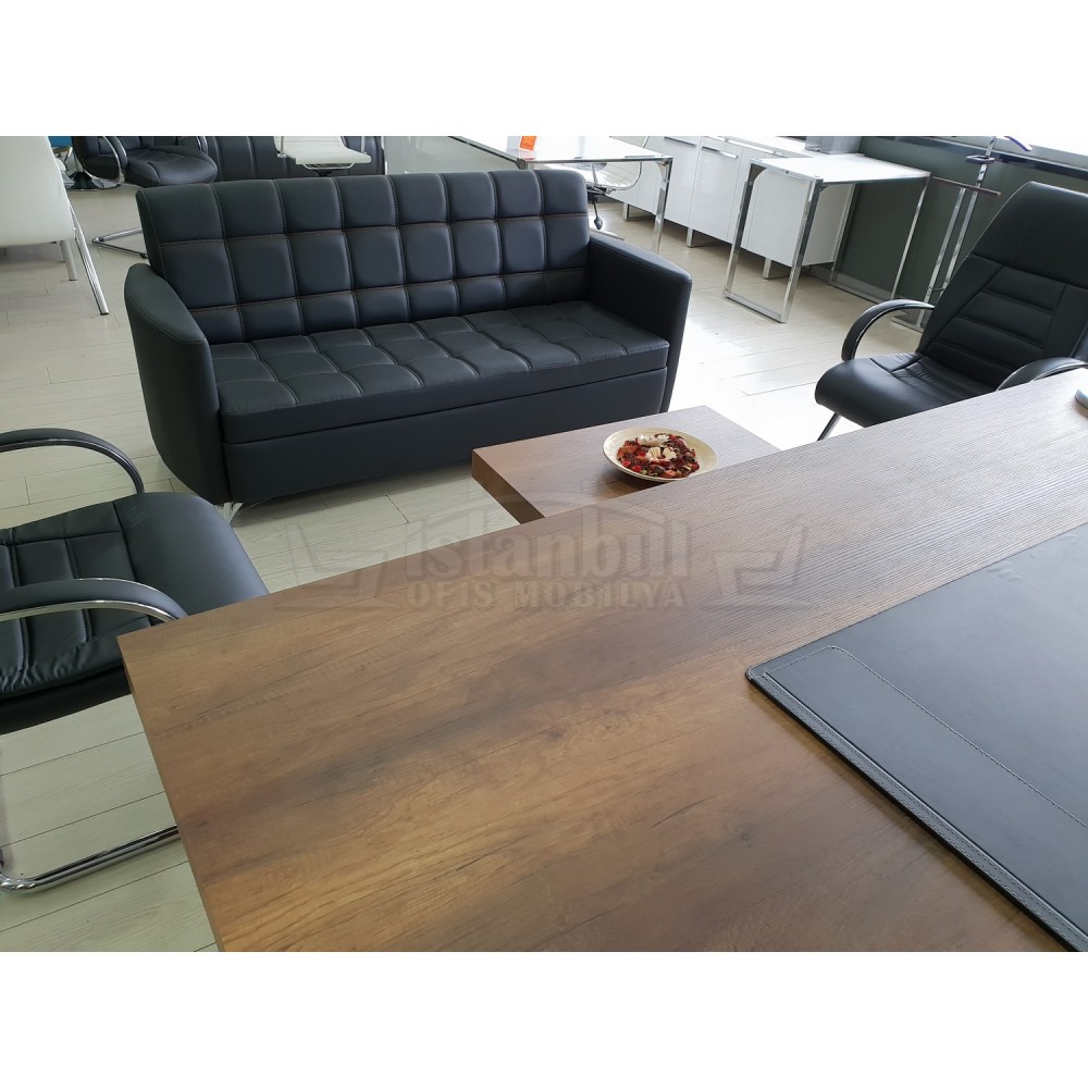 Hamburg Triple-Seater Sofa