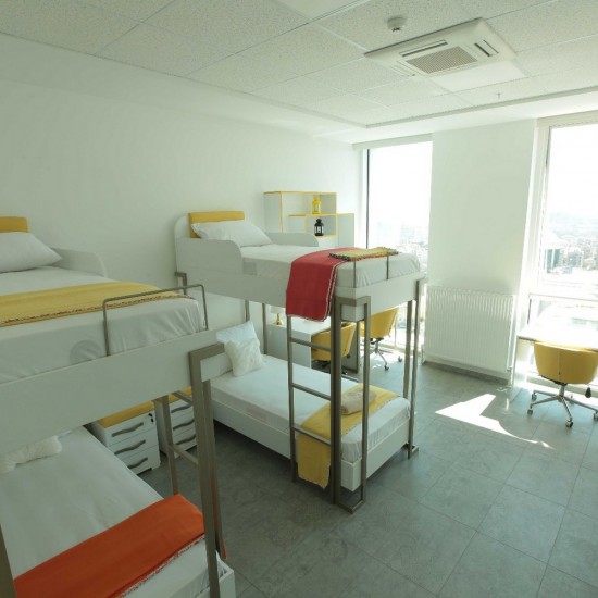 Giriş Lobi ve Komple Bina Kartal İbrahim Bey