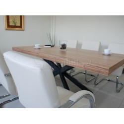 Lexus Besprechungstisch