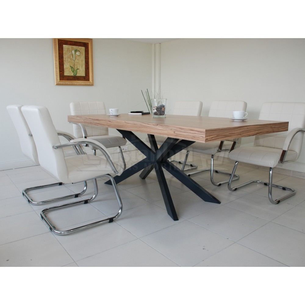 Lexus Besprechungstisch