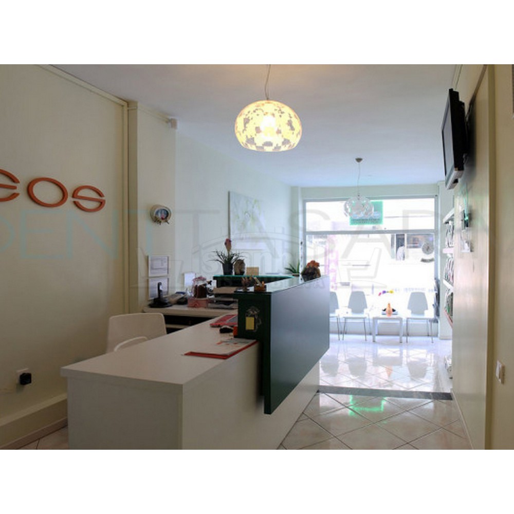 Karsilama Masasi Banko Napoli