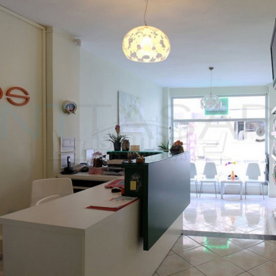 瑞典服务台那不勒斯