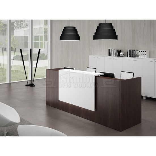 Parma Weit Rezeption