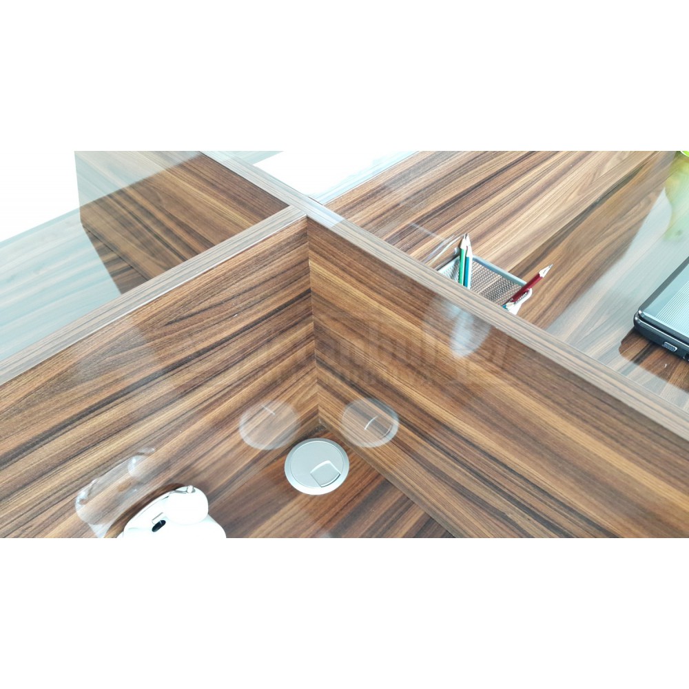 Apple A Pentru Patru Persoană Birou De Lucru