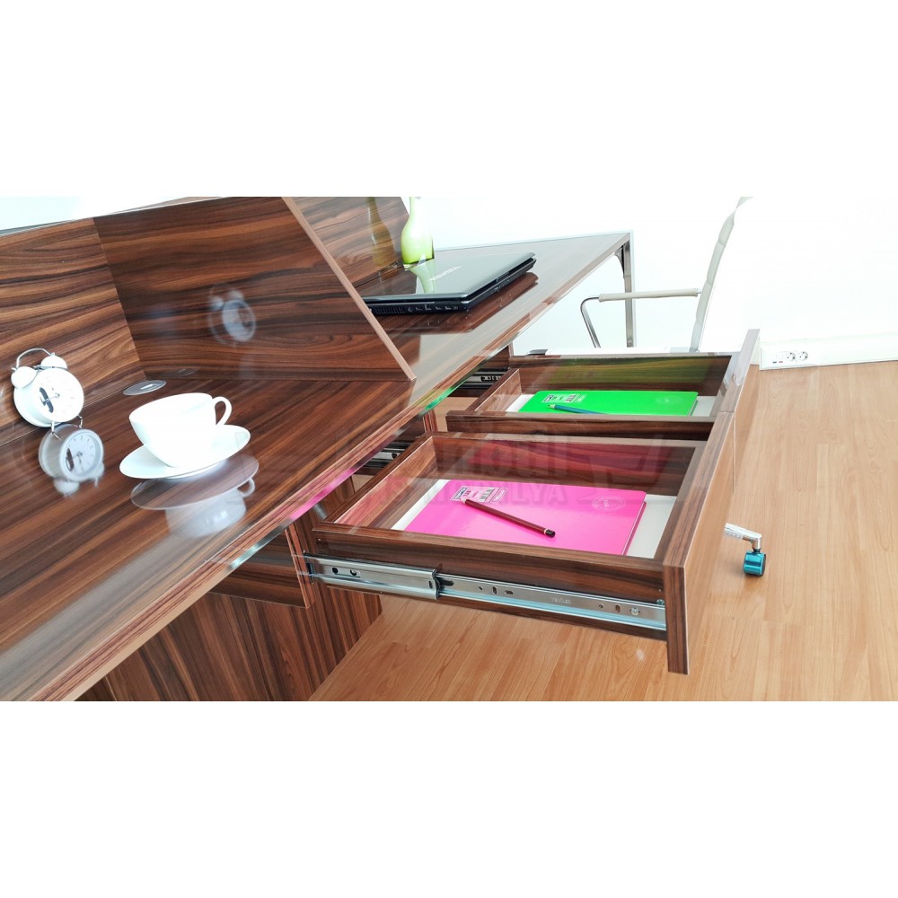 Apple A Pentru Patru Persoană Birou De Lucru