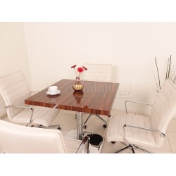 Besprechungstisch Osaka