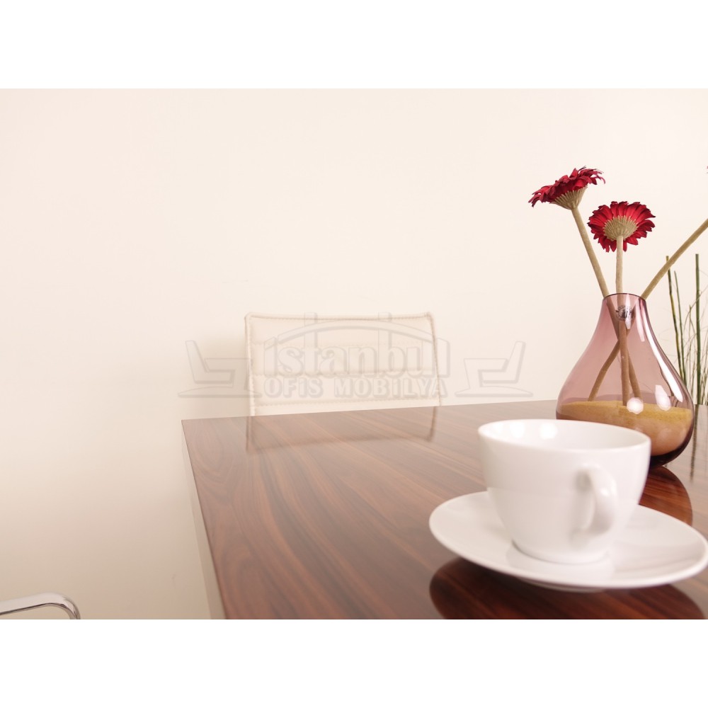 Besprechungstisch Osaka