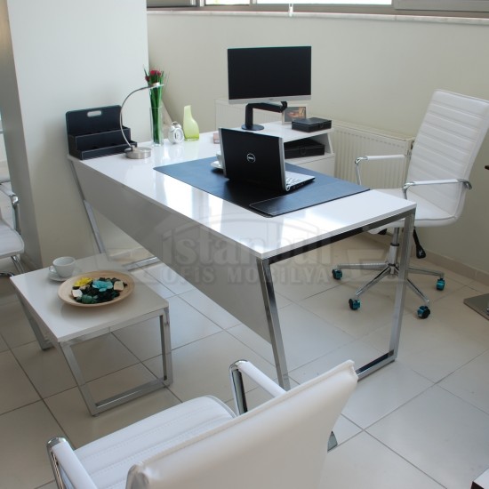 Linda Desk Team New Zealand