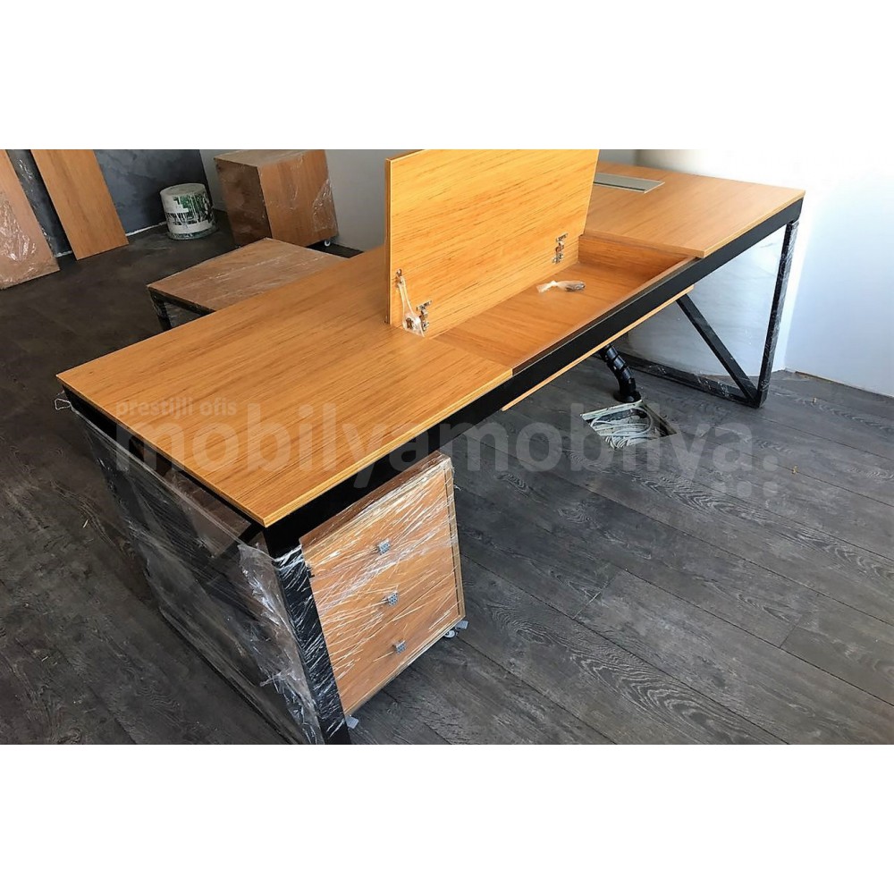 Mehmet Nationen Büromöbel