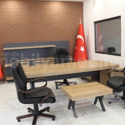 Herr Wissen Schulen Büromöbel Sakarya
