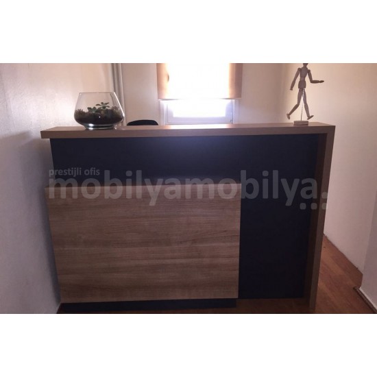 Frau Taksim Tulip Besprechungstisch Frau Taksim Tulip Besprechungstisch