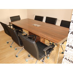 Apple-Seiten Offen Besprechungstisch Sockel-System