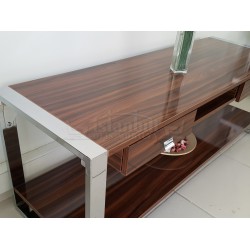 فيرونا اثنين من مقاعد وحدة التلفزيون أدراج