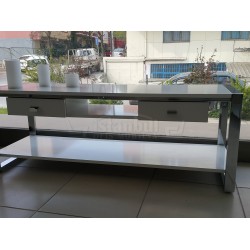 فيرونا اثنين من مقاعد وحدة التلفزيون أدراج