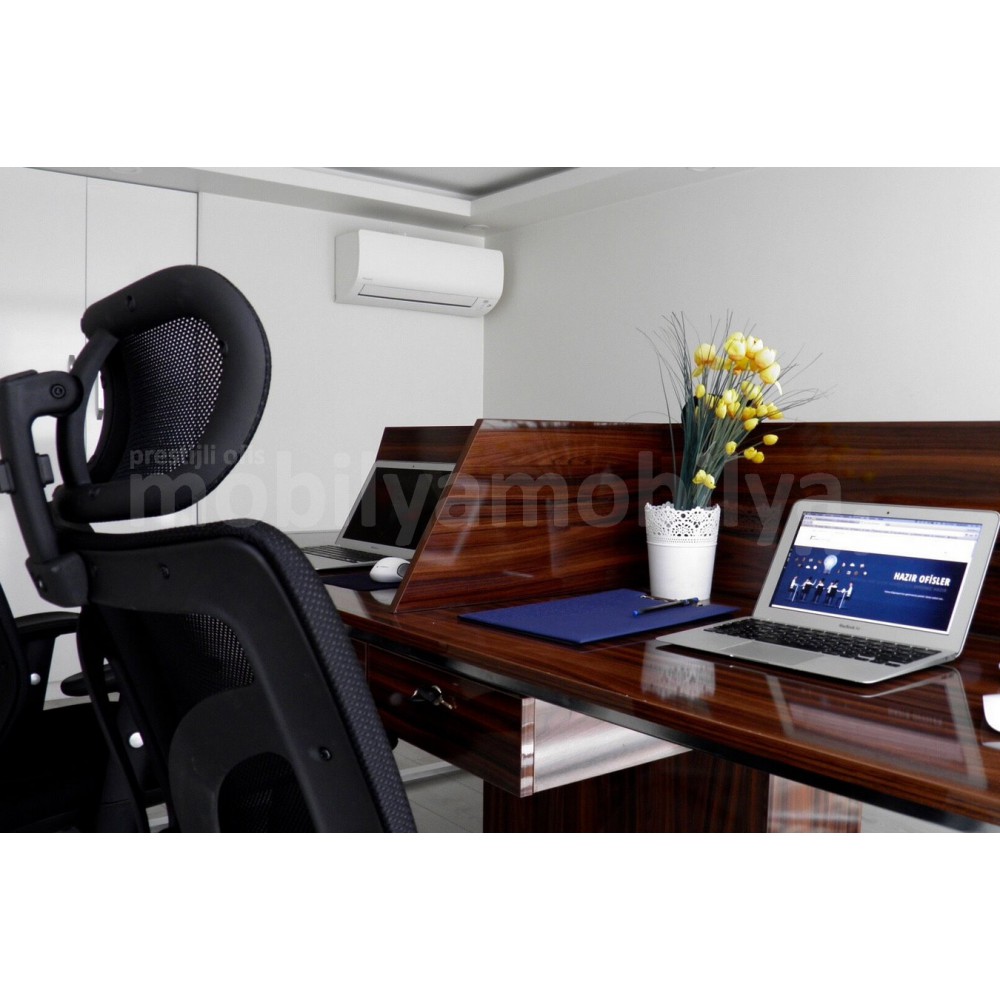 Bereit Büromöbel Herr Hasan Istanbul