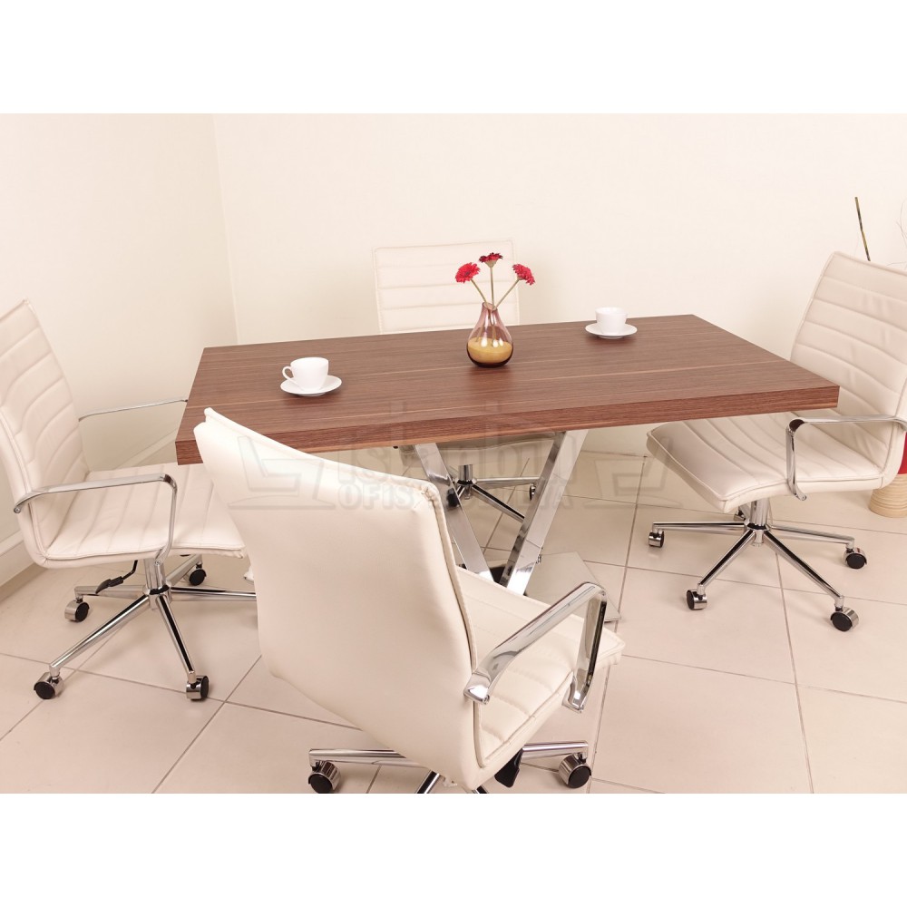 Besprechungstisch Wien