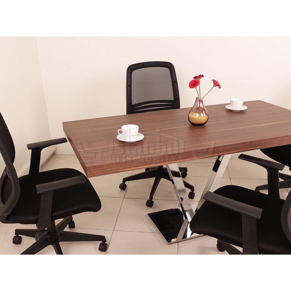 Besprechungstisch Wien