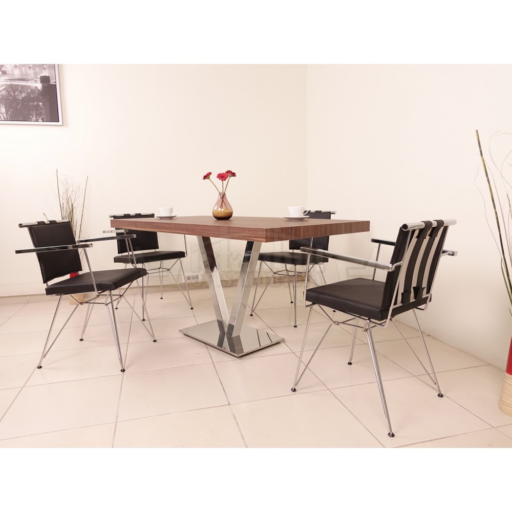 Besprechungstisch Wien