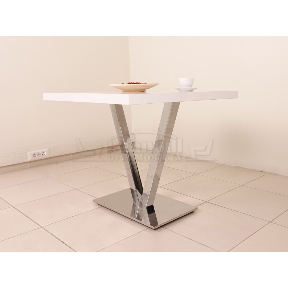 طاولة اجتماعات مربع في فيينا