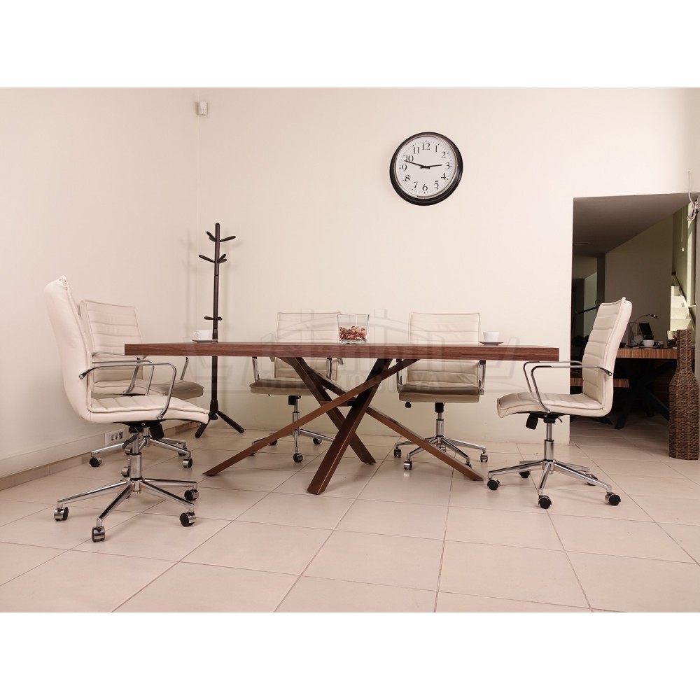 Bayern Besprechungstisch