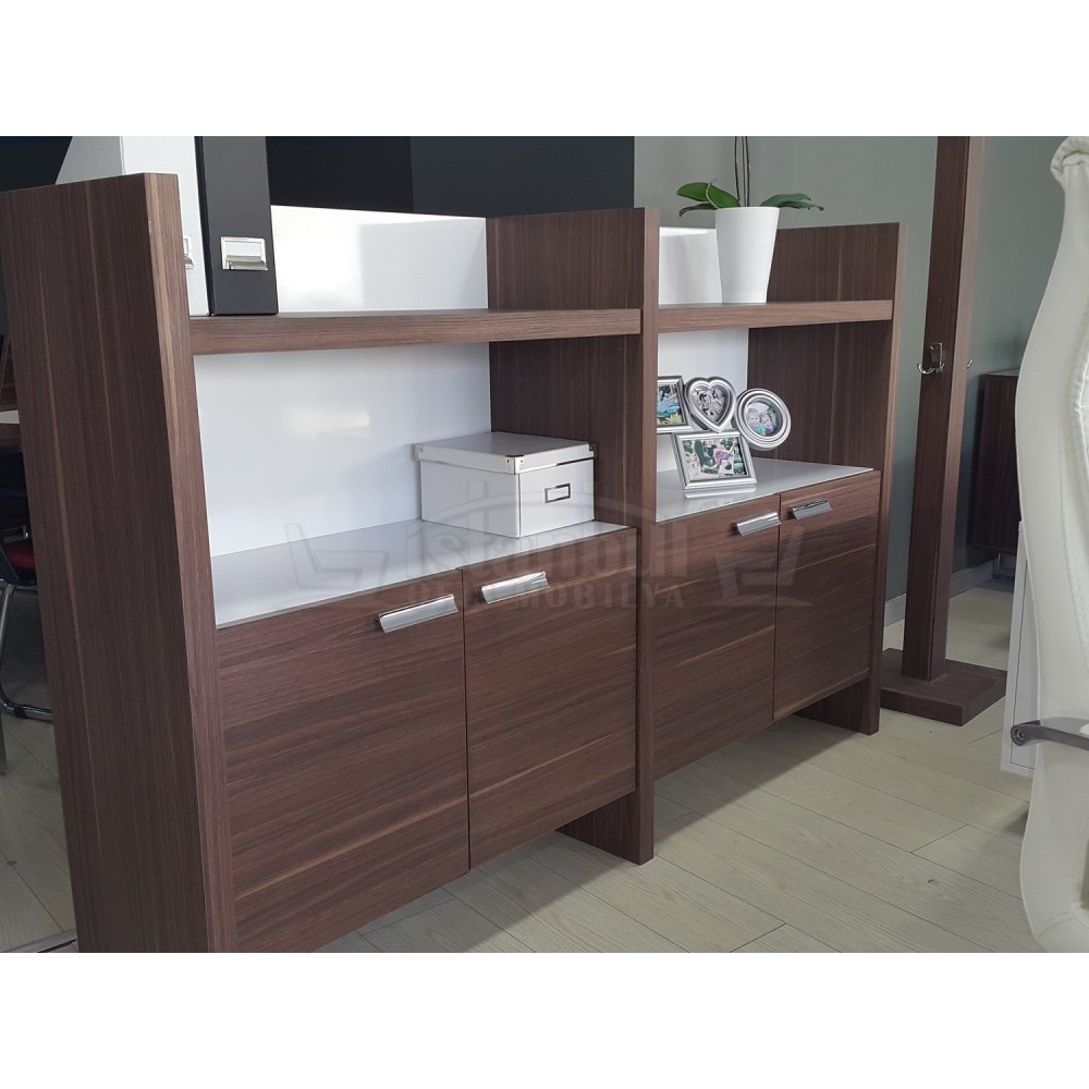 Elegante Cabinet Office