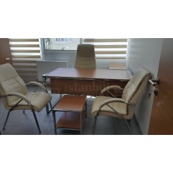 Schulmöbel Büroräume