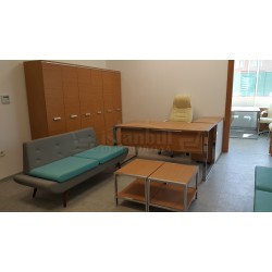 Schulmöbel Büroräume