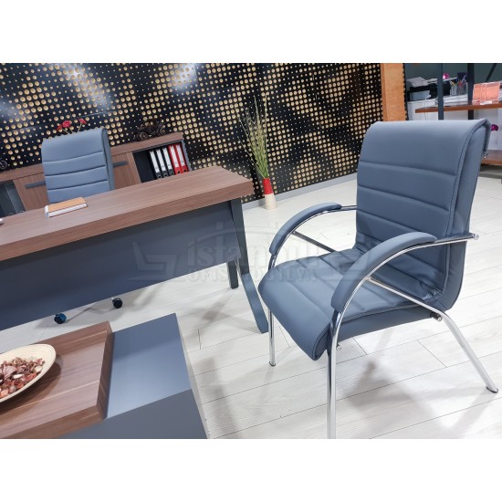 Linie Stable Guest Chair Linie Stable Guest Chair