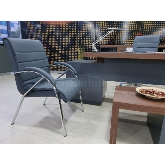 Linie Stable Guest Chair Linie Stable Guest Chair