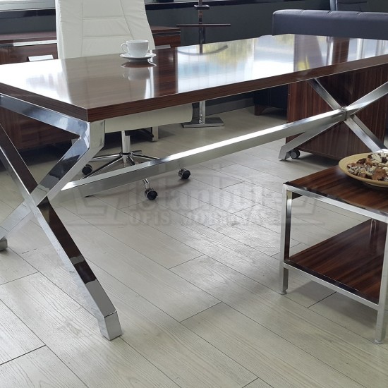 Merter Makam Masası