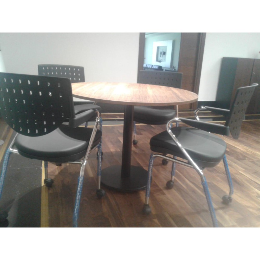 Rothalbmond Hauptsitz Büro