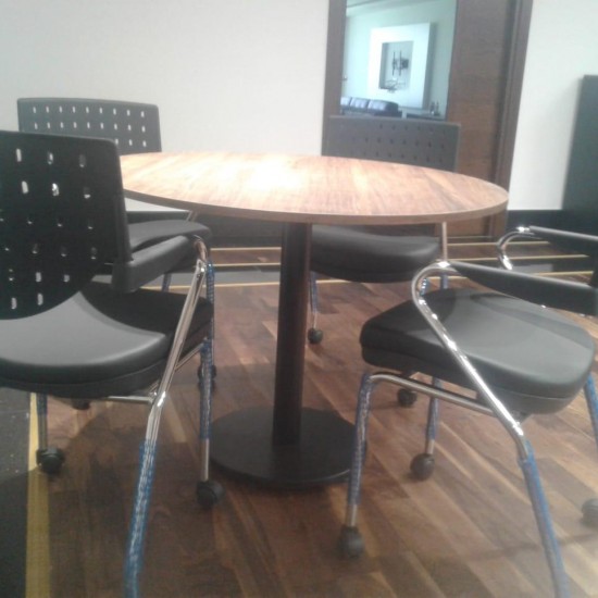 İstanbul Ofis Metal Ayak Yuvarlak Toplantı Masası