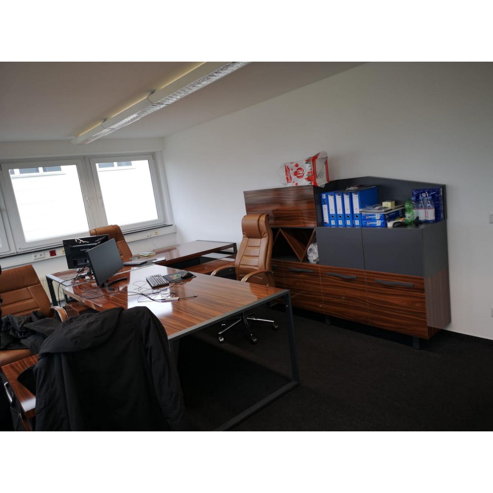 Almanya Ofis Mobilyaları Altan Bey