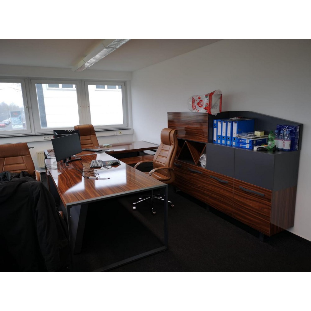 Almanya Ofis Mobilyaları Altan Bey