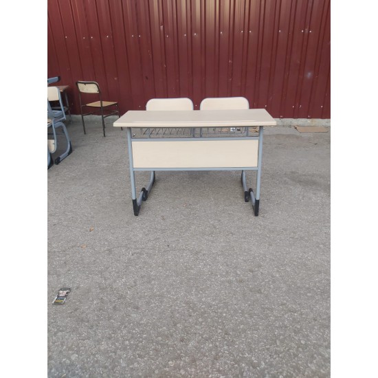 Doppel Schule-Schreibtisch