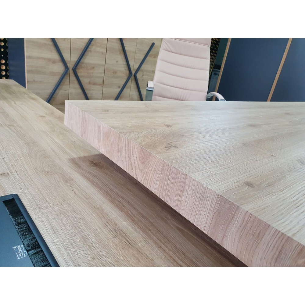 Lexus Executive Office-Team