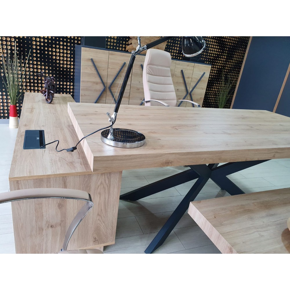 Lexus Executive Office-Team