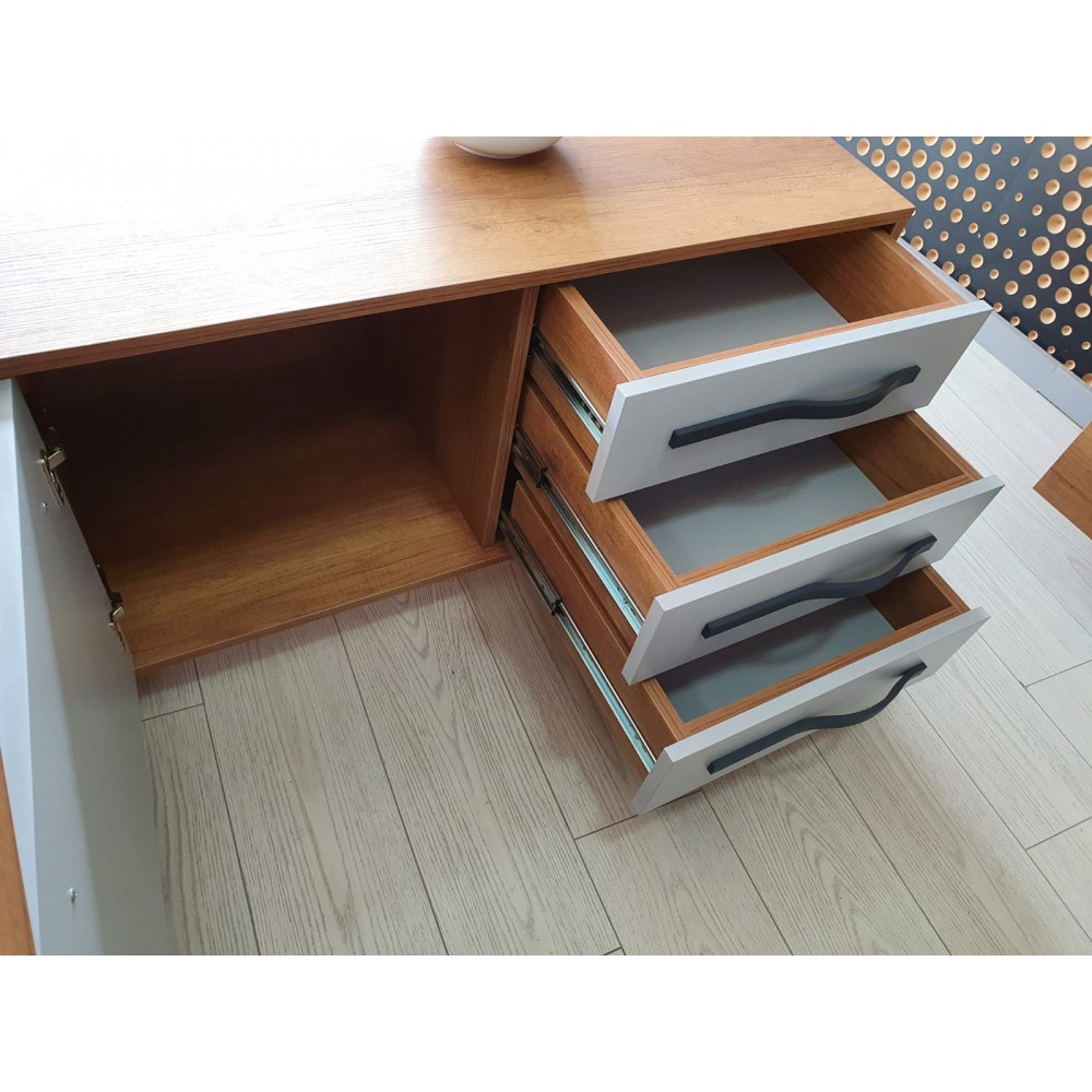 Istanbul Büro-Schreibtisch Büroführungsteam