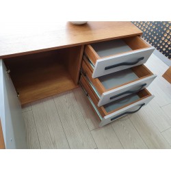 Istanbul Büro-Schreibtisch Büroführungsteam