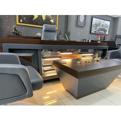 _Büromöbel_Frankreich