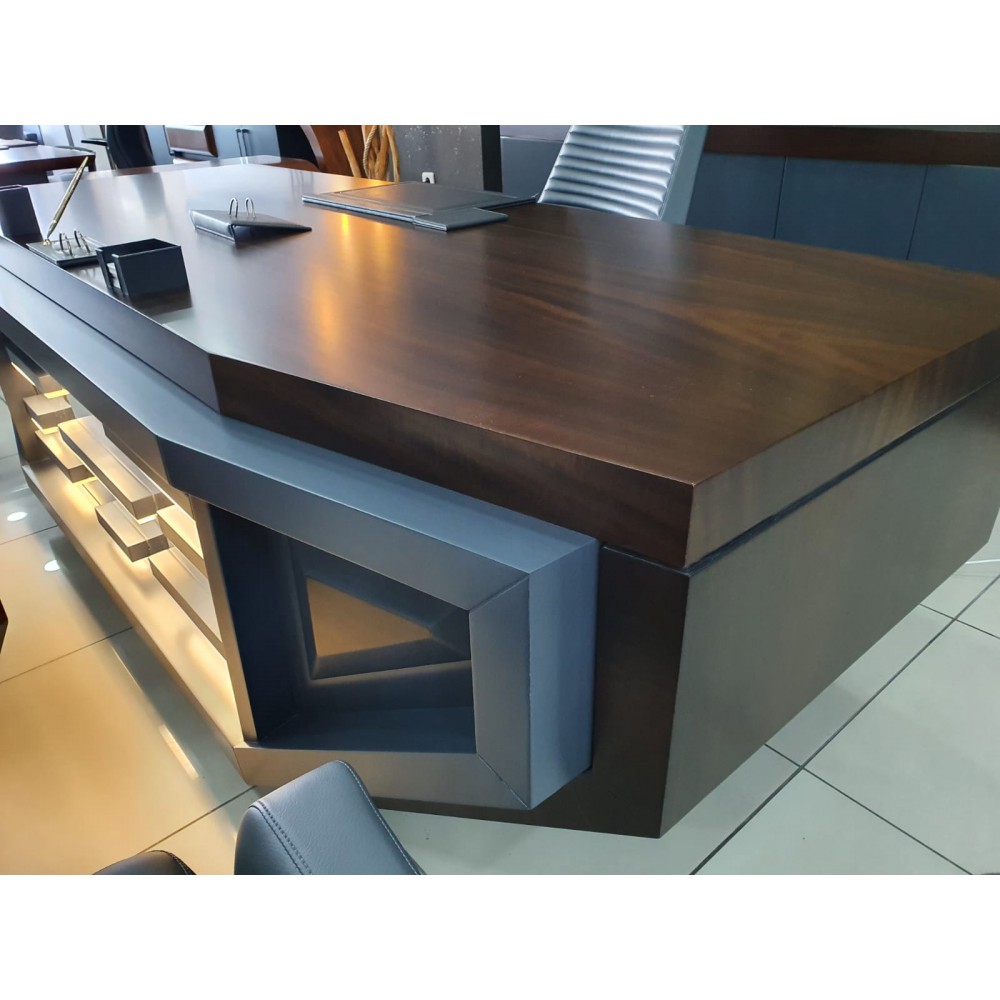 _Büromöbel_Frankreich