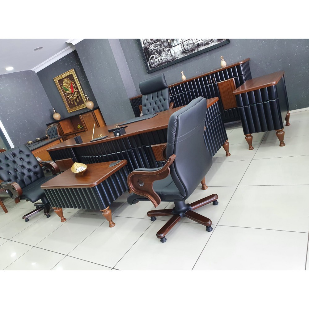 Ceo Executive Office Desk