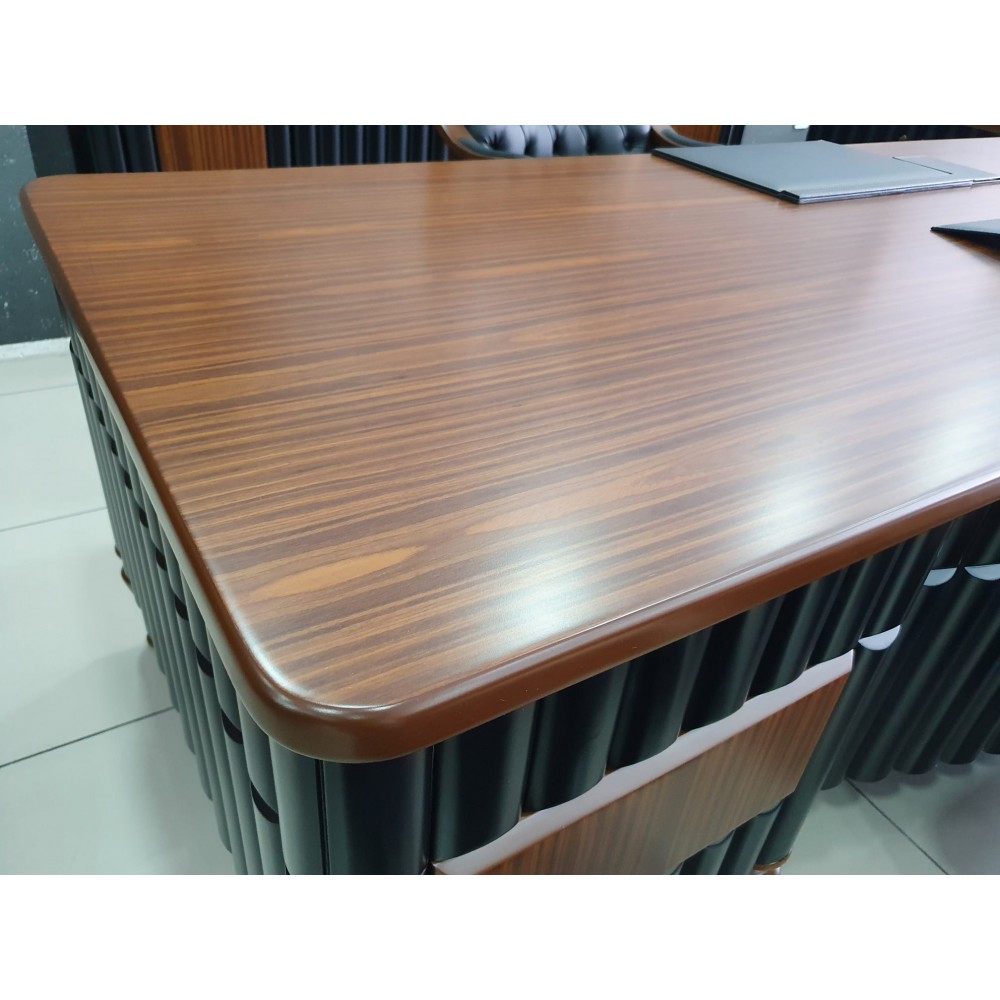 Ceo Executive Office Desk