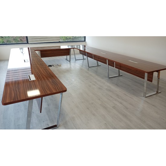 U Meeting-Tisch, Einstellbare Front