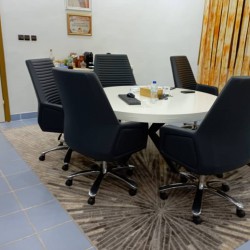 African Büromöbel Burkina Faso