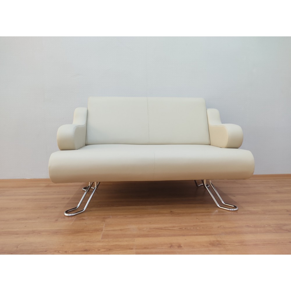 Tarso Triple Sofa.