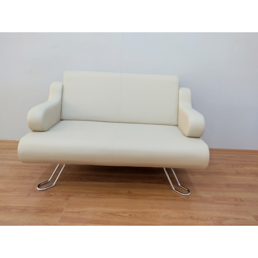 Tarso Triple Sofa.