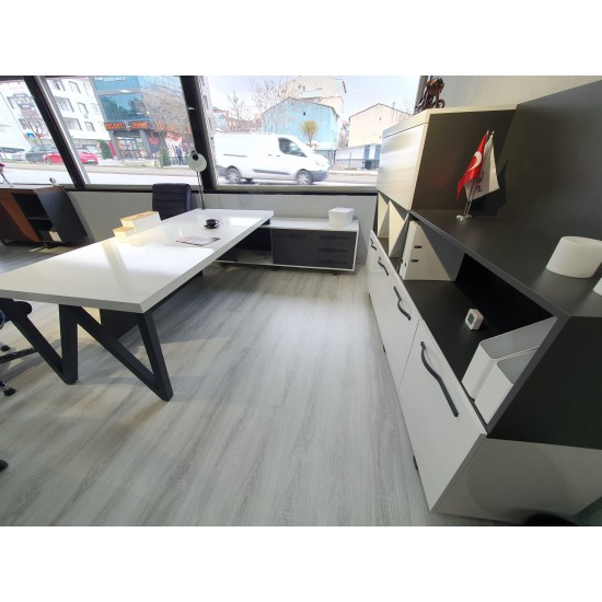 Istanbul Büro-Schreibtisch Büroführungsteam