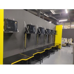 Colizeum -Gaming -Schreibtische Und Spielstöcke