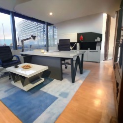 Istanbul Büro-Schreibtisch Büroführungsteam